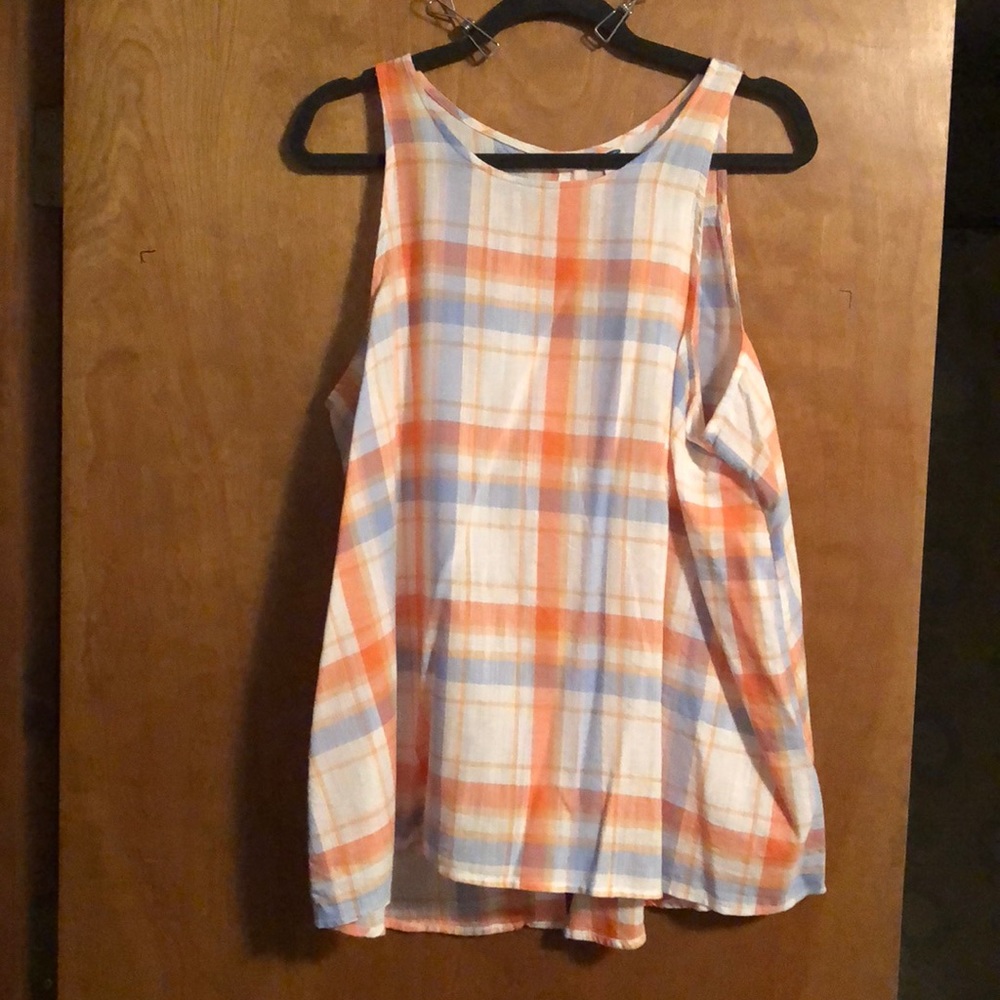 Old Navy tank